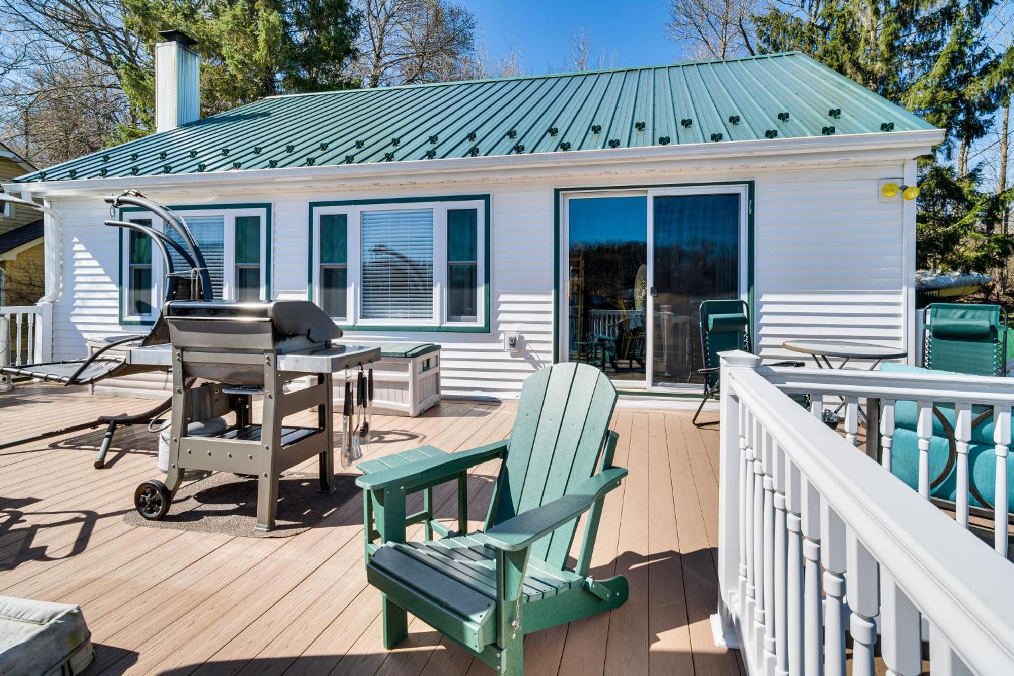 Waterfront Wolcott Vacation Rental With Deck And Views Extérieur photo