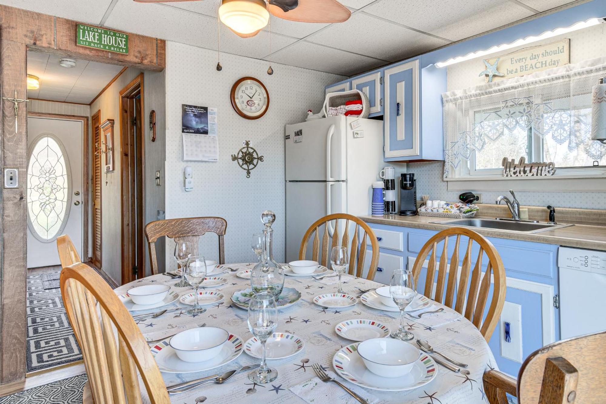 Waterfront Wolcott Vacation Rental With Deck And Views Extérieur photo