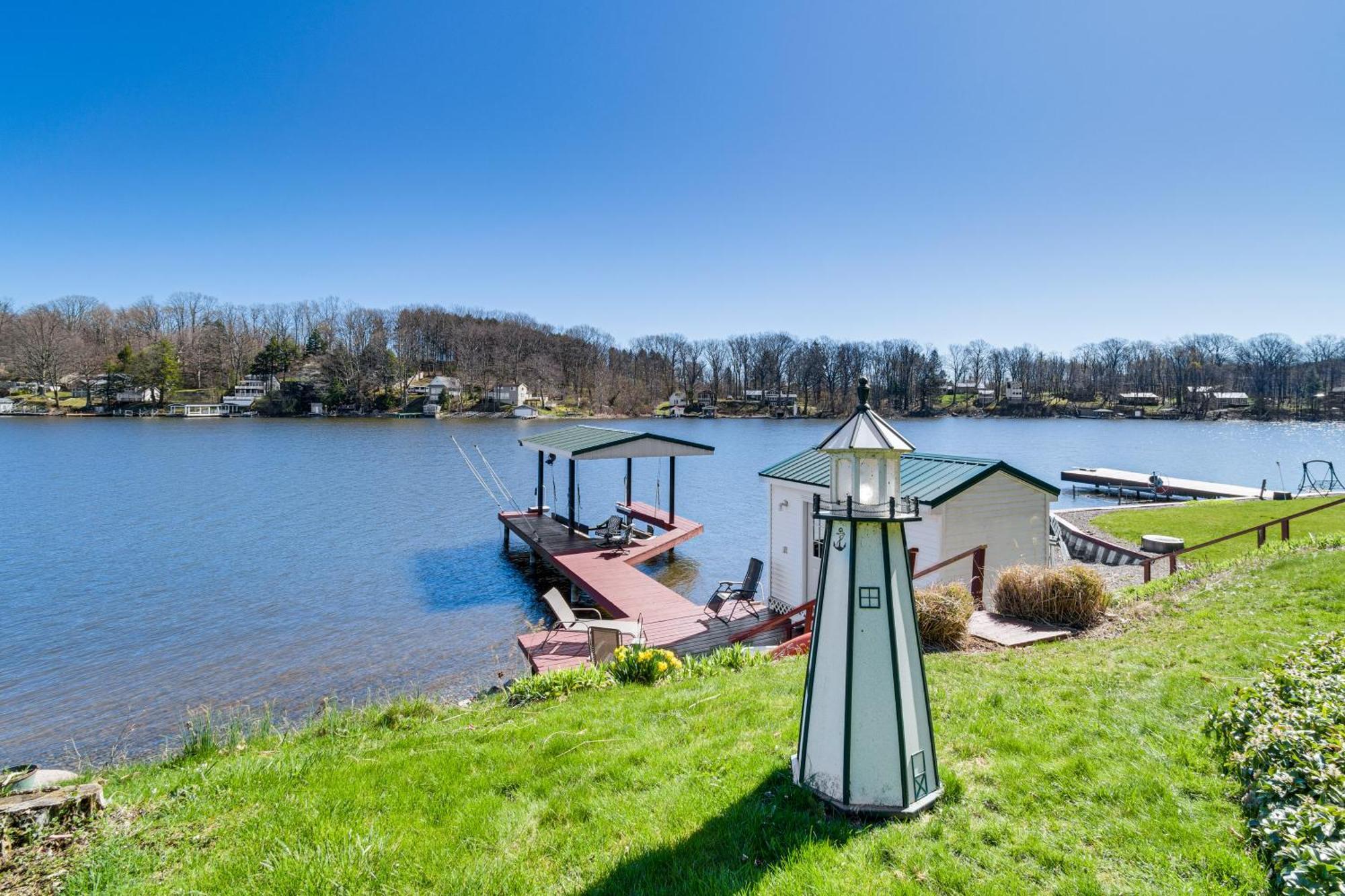 Waterfront Wolcott Vacation Rental With Deck And Views Extérieur photo